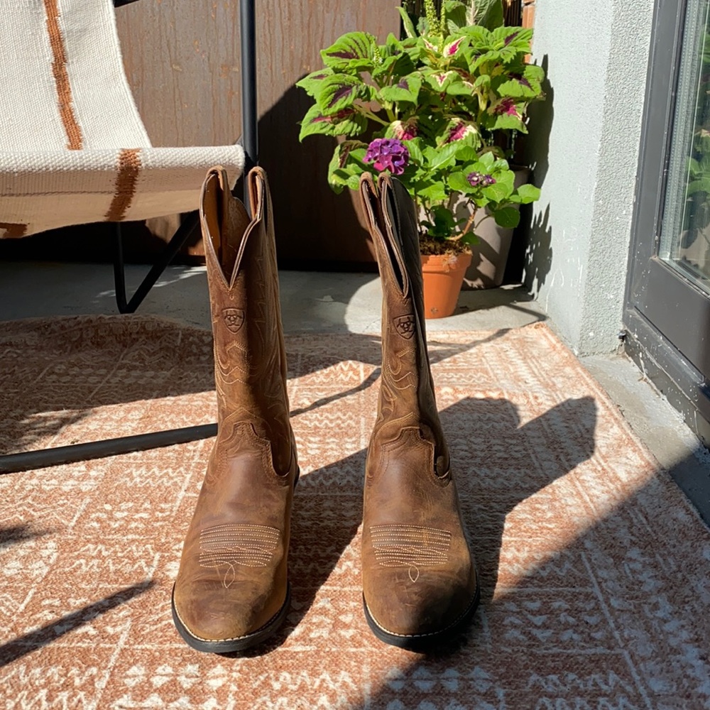 Ariat Heritage Western R Toe Boot